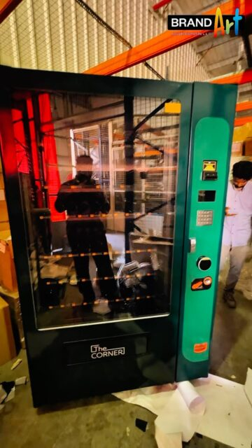 Full Wrapping for Vendomatic Vending Machines 👉🏻Contact Us for more: 0589877705 | 0589877704...
#brandart #branding #vehiclebranding #advertising #dubaibusiness..
Vehicle Branding in Dubai